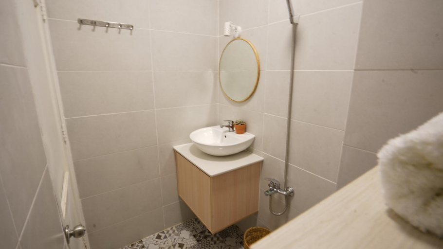 Bathroom 3