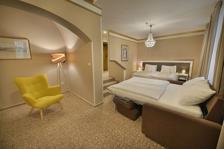 Bedroom 4, Grandhotel Zvon, České Budějovice