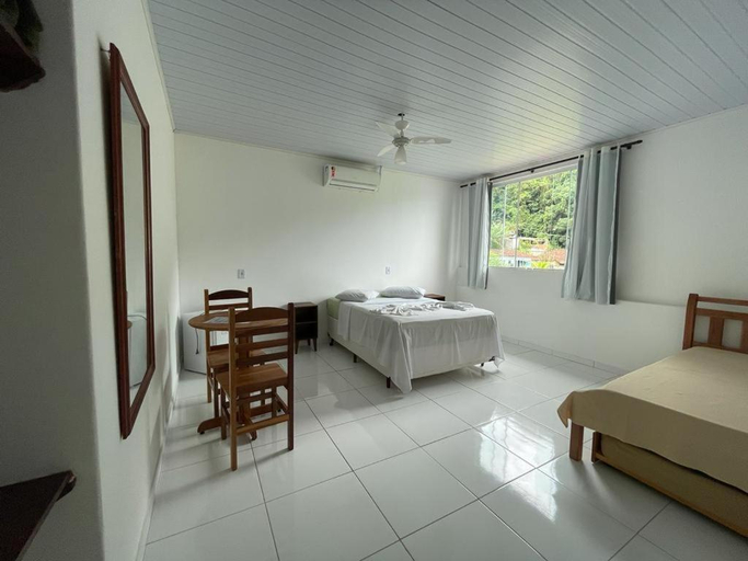 Bedroom 4, Pousada do Preto, Angra dos Reis