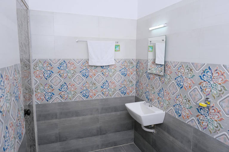 Others 5, Serene Stay, Alappuzha