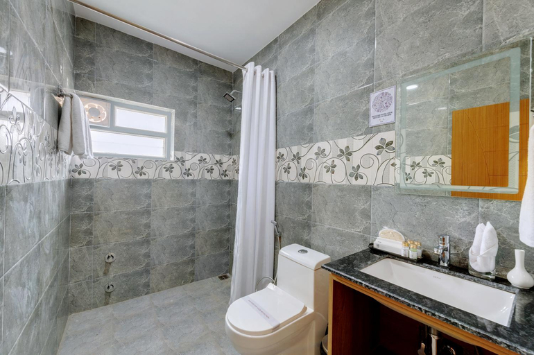 Bathroom 4, Click Hotel Guwahati, Kamrup Metropolitan