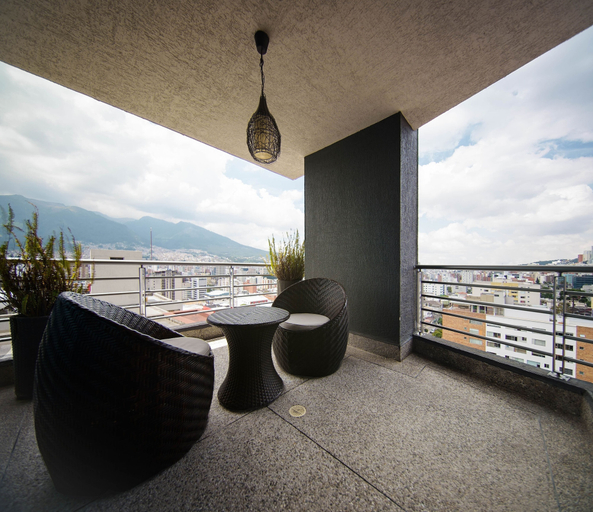 Others 5, OLYMPUS APARTMENTS, Quito