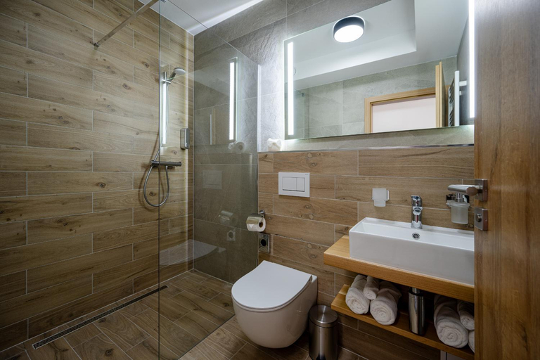 Bathroom 2, Berg Liptov, Liptovský Mikuláš