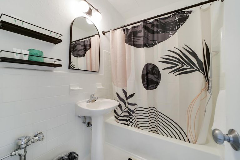 Bathroom, Tropics Hotel Miami Beach, Miami-Dade