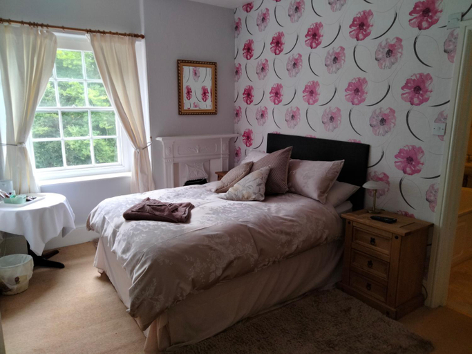 Others 3, the Dartmoor bnb, Devon