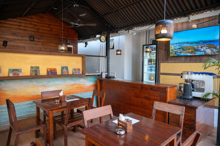Food & Drinks 5, Aaria Hills, North Goa