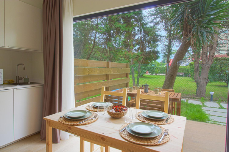 Others 2, Apartamentos Costa Meron, Cantabria