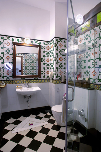 Bathroom 5, Forte Kochi, Ernakulam