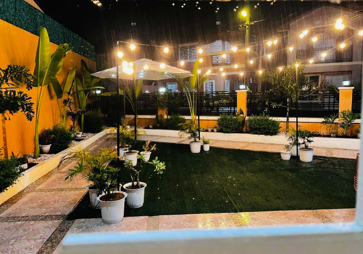 Garden, DGM AirBnB Urdaneta Pangasinan, Urdaneta City