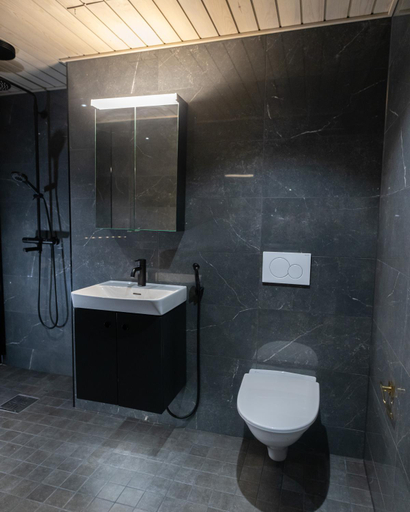 Bathroom 3, Royal Roi Luxury suite, Lapland