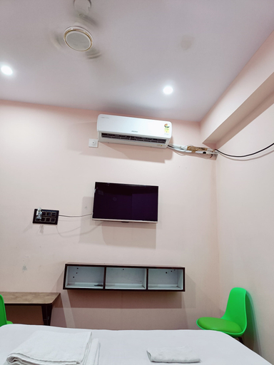 Others 4, Hotel Ars, Patna