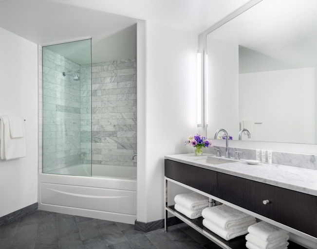 Bathroom 5, AKA Beverly Hills, Los Angeles