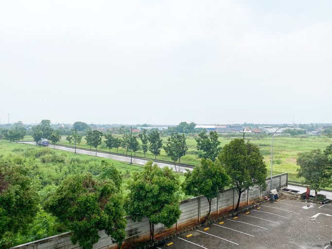 Exterior & Views 4, Good Choice and Homey Studio Enviro Apartment By Travelio, Cikarang