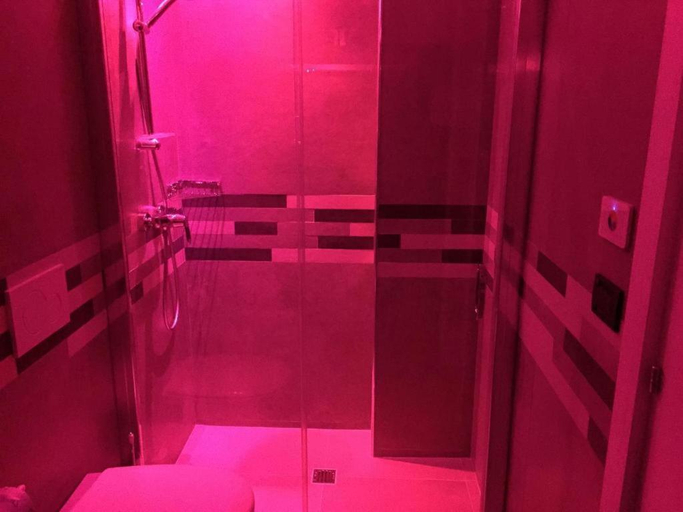 Bathroom 2, Cavour 19 - Dependance, Lecce