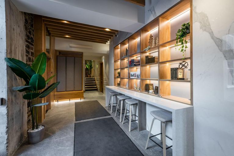 Food & Drinks 5, Le 31 McMahon - Par Aneyro, Communauté-Urbaine-de-Québec