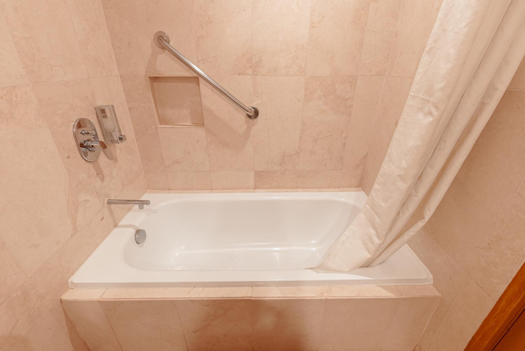 Bathroom 7