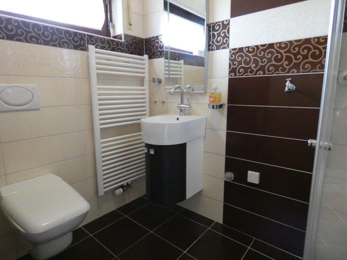 Bathroom 5, Nordsee Resort Hotel & Suite Arche Noah, Friesland