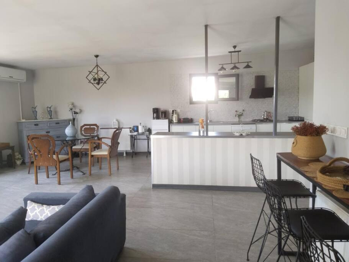 Others 4, Cottage, Urla