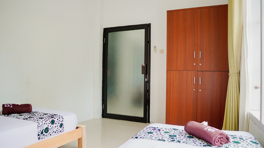 Bedroom 2, Dormitory Sritanjung By Metric, Banyuwangi