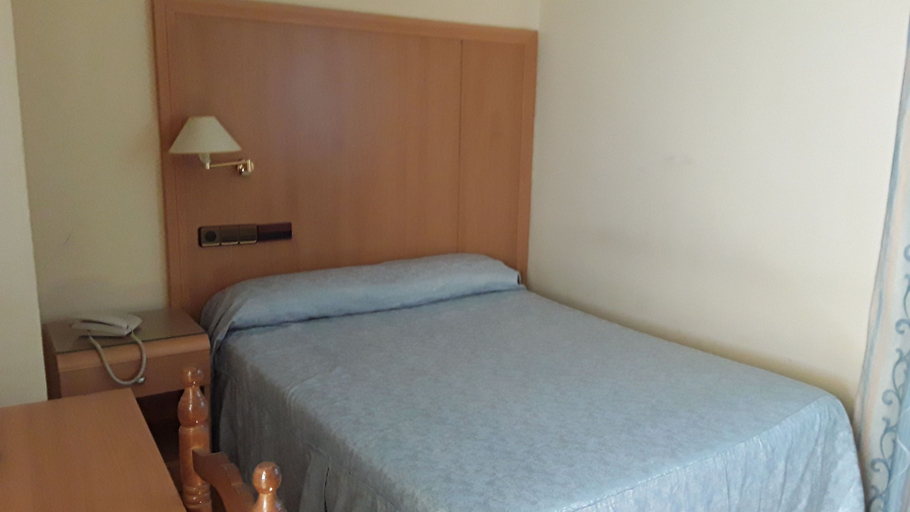 Bedroom, Hotel Lindaraja, Granada