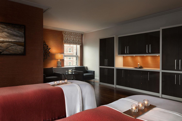 Bedroom 3, Fairmont Le Chateau Frontenac Hotel, Communauté-Urbaine-de-Québec