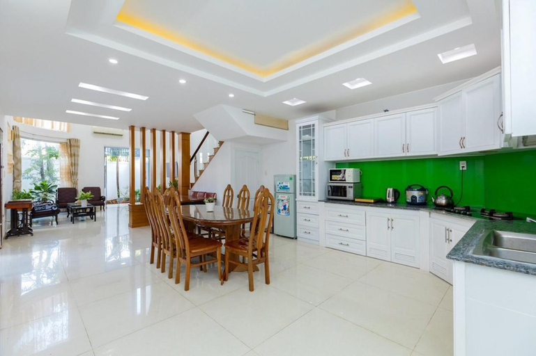 Kitchen, Villa 17 Van Cao - San Vuon Gan Bien Bai Sau, Ho Chi Minh City