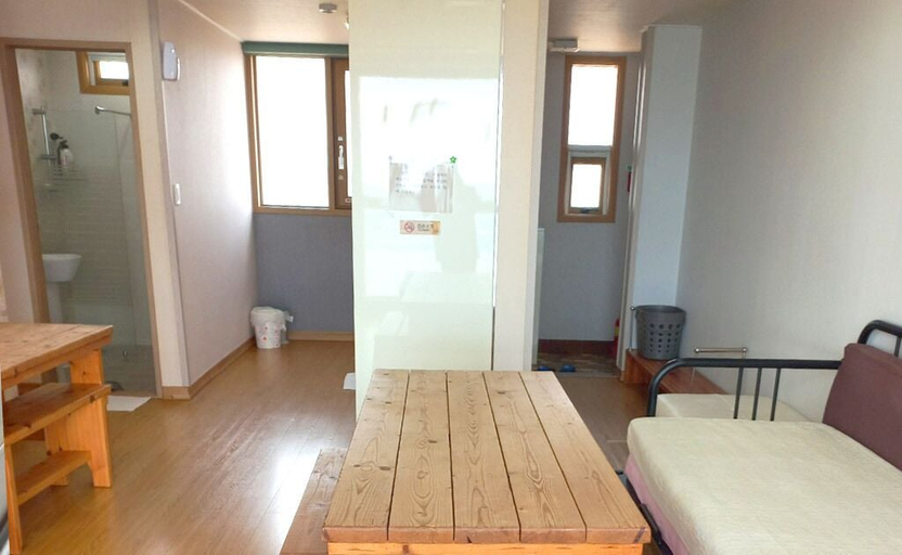 Bedroom, Aerang and Baebijang's House, Jeju