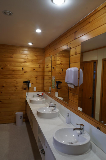 Bathroom 4, Altamont Lodge, Queenstown-Lakes