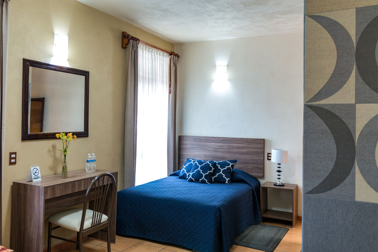 Bedroom, Estefania, Morelia