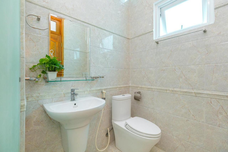 Shower, Villa 17 Van Cao - San Vuon Gan Bien Bai Sau, Ho Chi Minh City