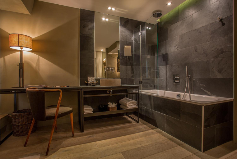 Bathroom 4, Hidden Hotel, Paris