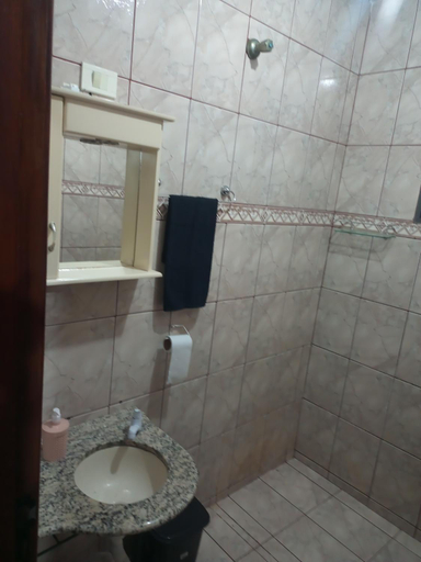 Bathroom, Acomodacao Pai eterno, Cachoeira Paulista
