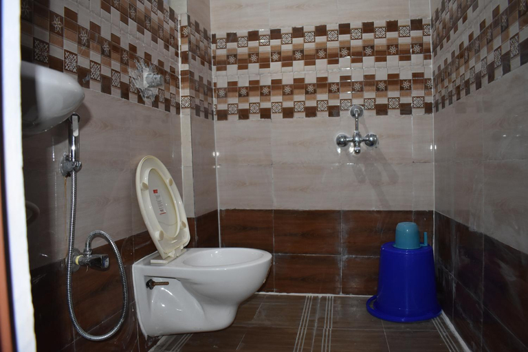 Bathroom 5, HOTEL PURI GREENS, Puri