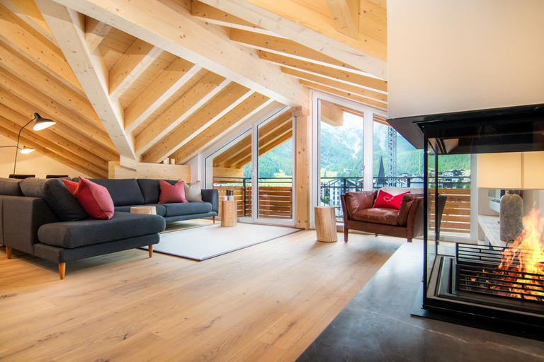 Others 3, Britannia Penthouse, Visp