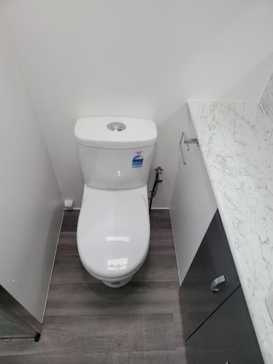 Bathroom 4, Longford Riverside Caravan Park, Northern Midlands - Pt B