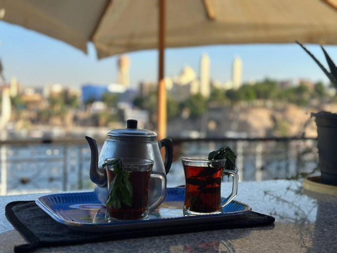 Food & Drinks 4, Bakar House, Aswan