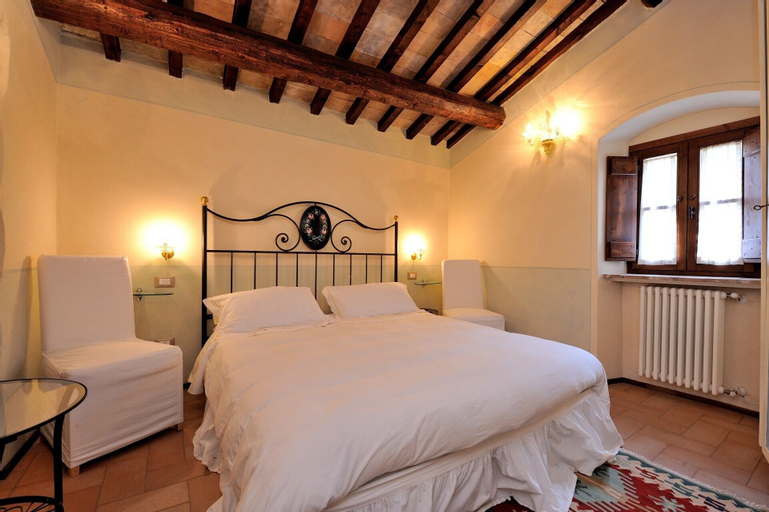 Bedroom 12