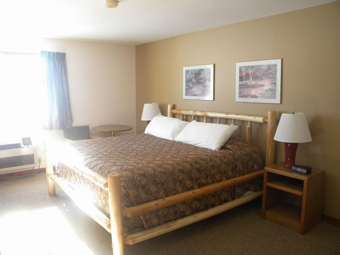 Bedroom 4, Magnuson Hotel Nisswa, Crow Wing