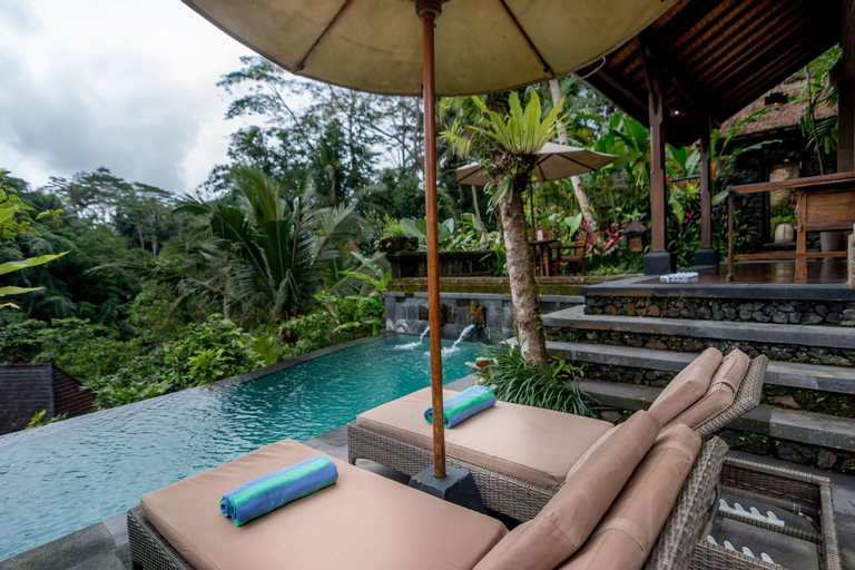Swimming Pool 12