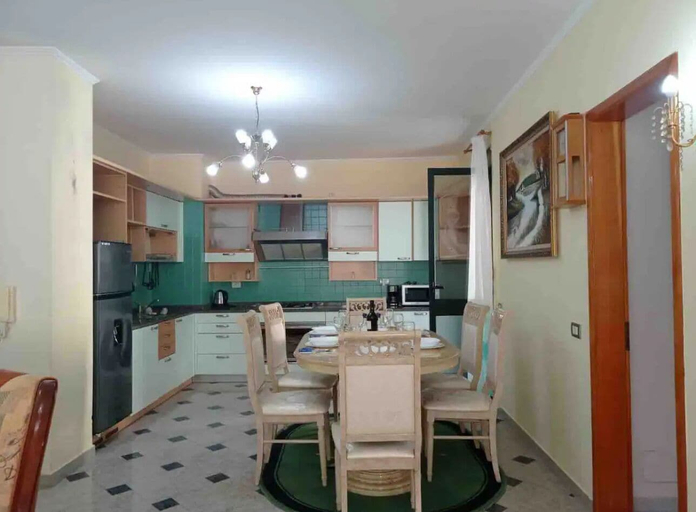 Others 3, Spacious 2 Bedroom Apartment, Durrësit