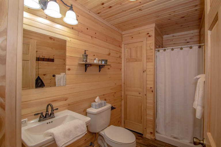 Bathroom 5, Presidential Mountain Resort, Grafton