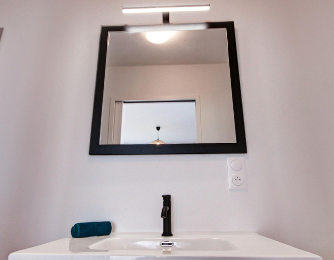 Bathroom 3, Chambres d'hotes du Val d'Asson, Vendée