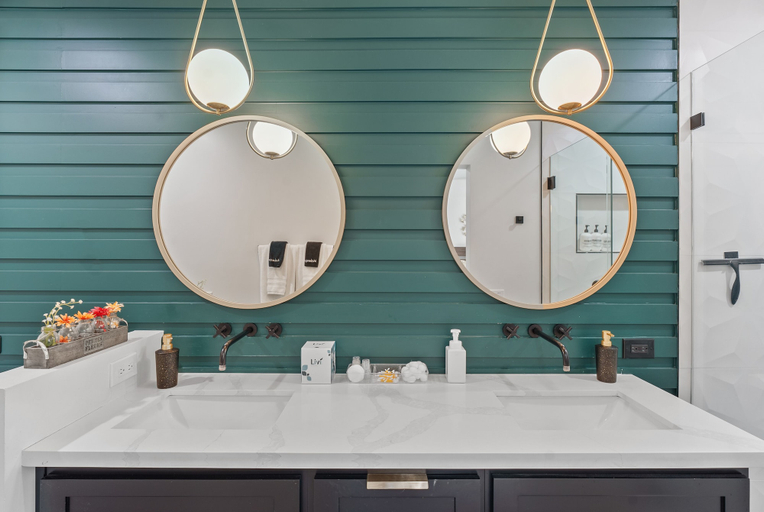 Bathroom 4, Bonnie Rose, Maricopa