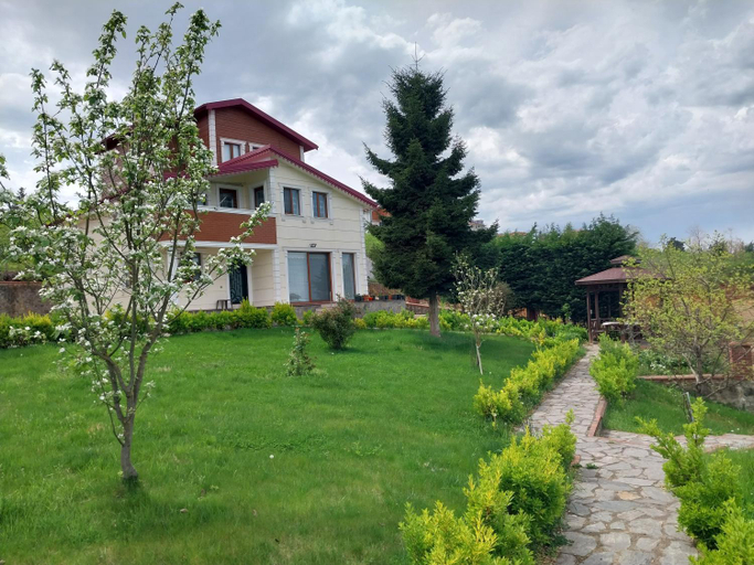 Facilities, Sea view triplex villa, Merkez