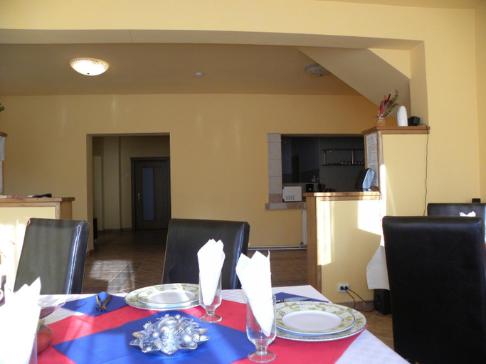 Food & Drinks 4, Casa Enescu, Bran
