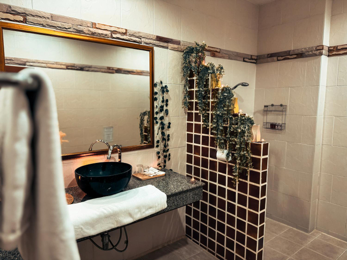 Bathroom 4, Villa Raya Resort - Private Pool Villas, Pattaya