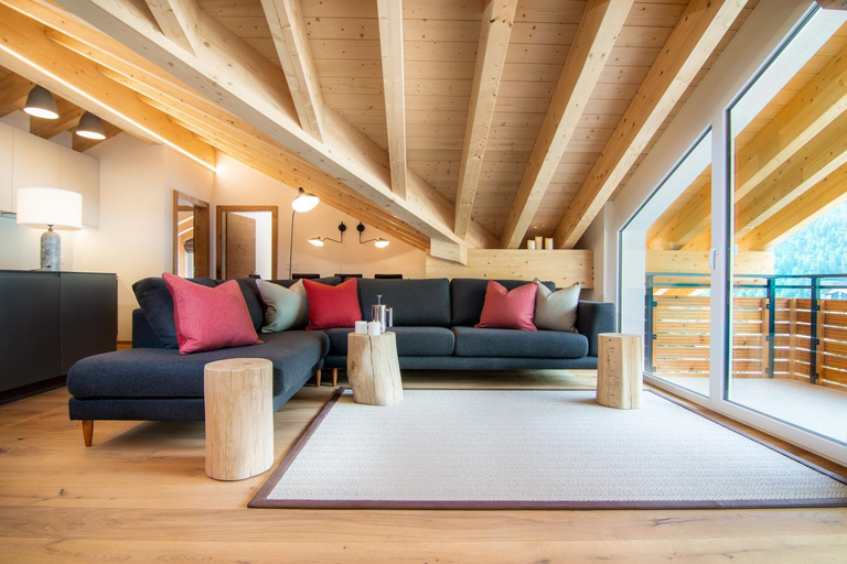 Others 5, Britannia Penthouse, Visp