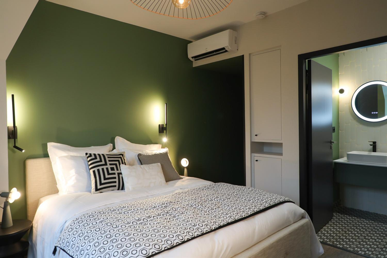 Bedroom 24