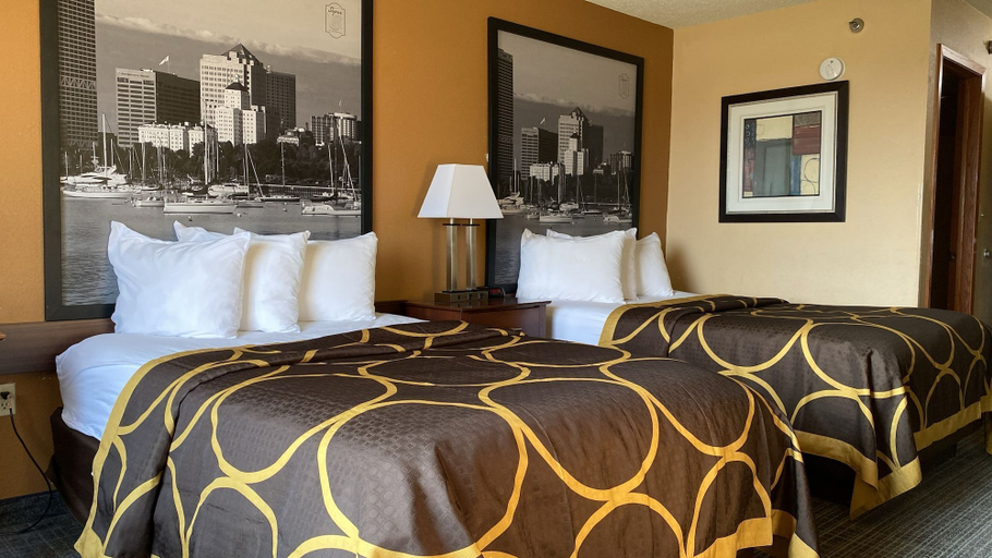 Bedroom 3, Super 8 By Wyndham Sturtevant/Racine, Racine