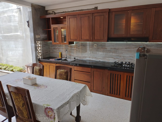 Others 5, PH Homestay unit Coklat, Pekalongan